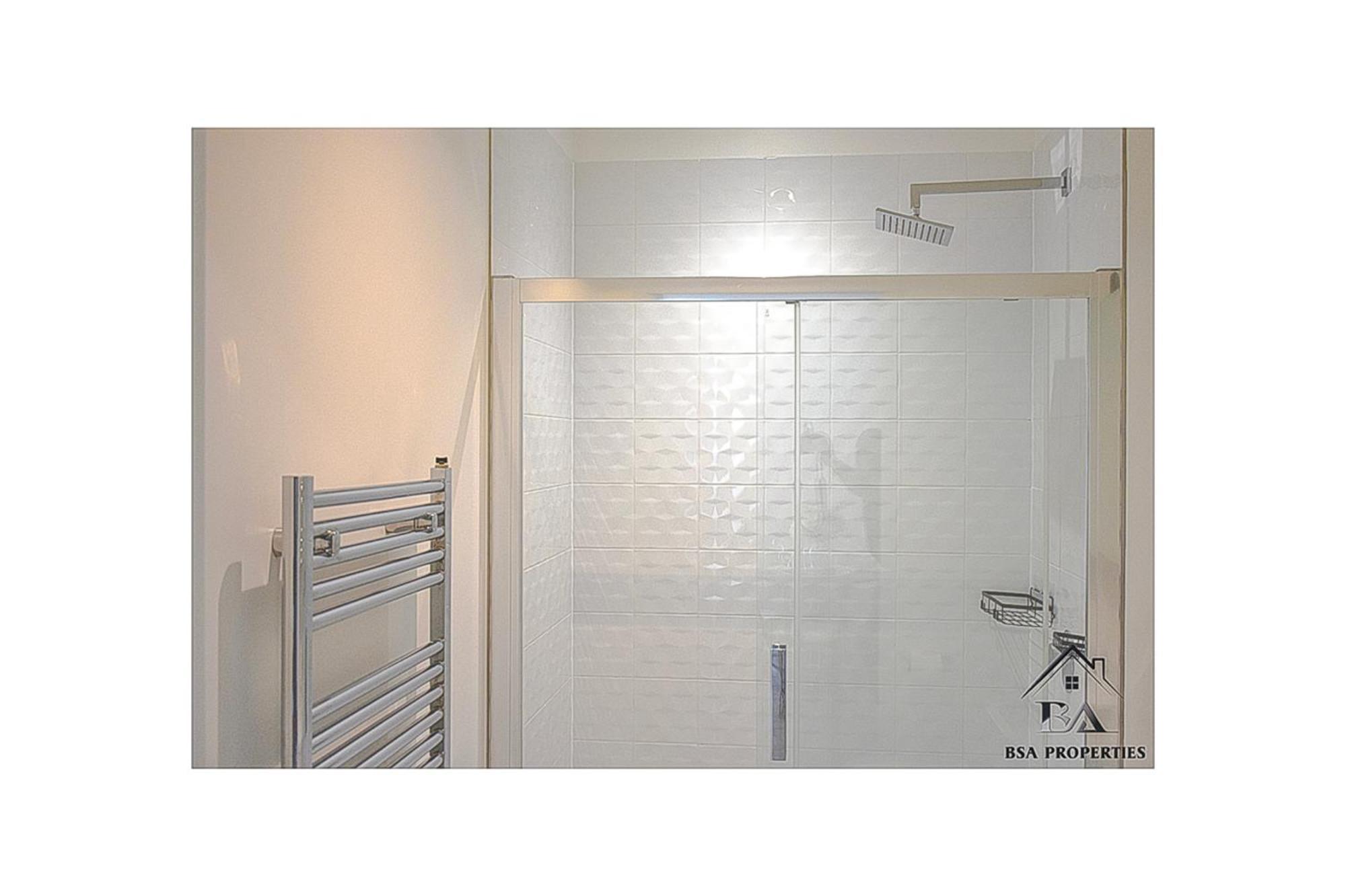 City Centre Apartment Close To Ascot & Legoland Sleep Upto 4 Guests - Parking On Request! Брэкнэлл Экстерьер фото