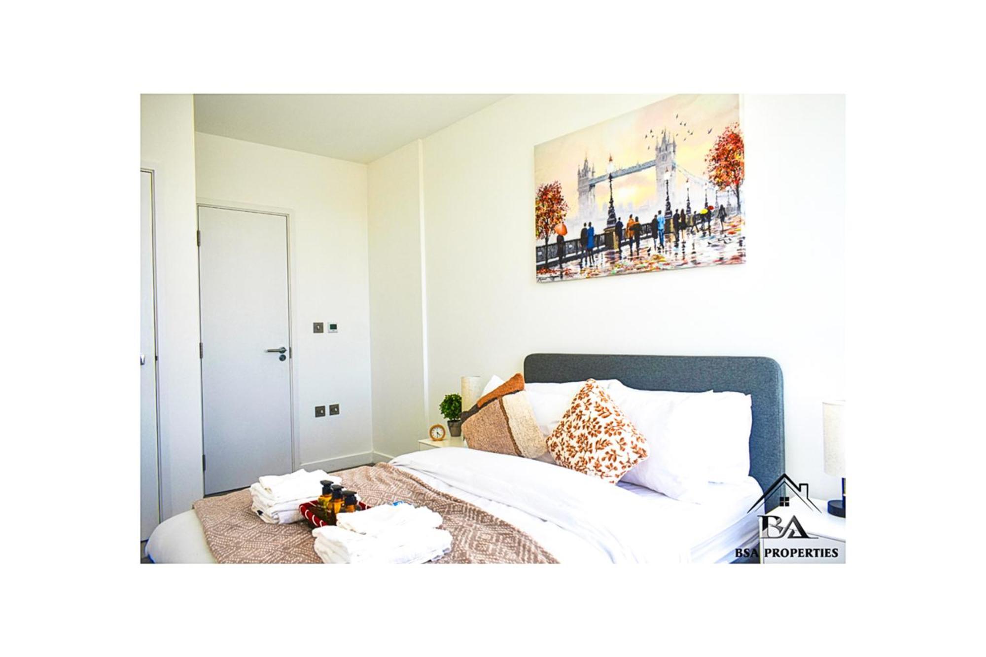 City Centre Apartment Close To Ascot & Legoland Sleep Upto 4 Guests - Parking On Request! Брэкнэлл Экстерьер фото